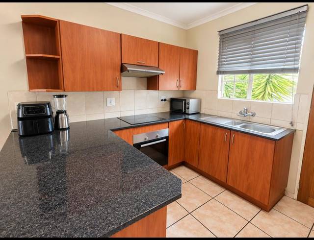 2 BEDROOM TOWNHOUSE FOR SALE IN AMBERFIELD